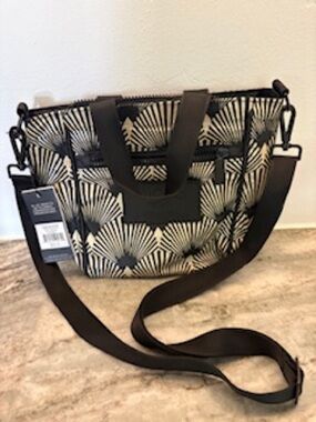 NWT ALOHA Collection Black & Cream Malu Glow Patterned Crossbody Bag